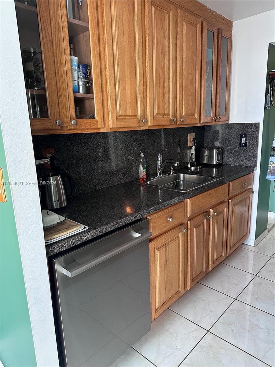 231 174th St # 1905, Sunny Isles Beach, FL 33160 — zdjęcie 2
