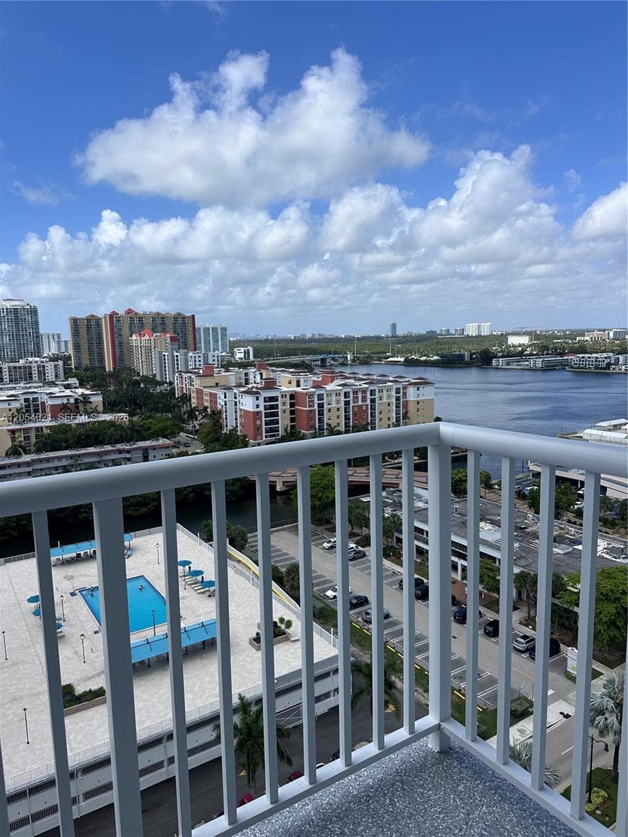 231 174th St # 1905, Sunny Isles Beach, FL 33160