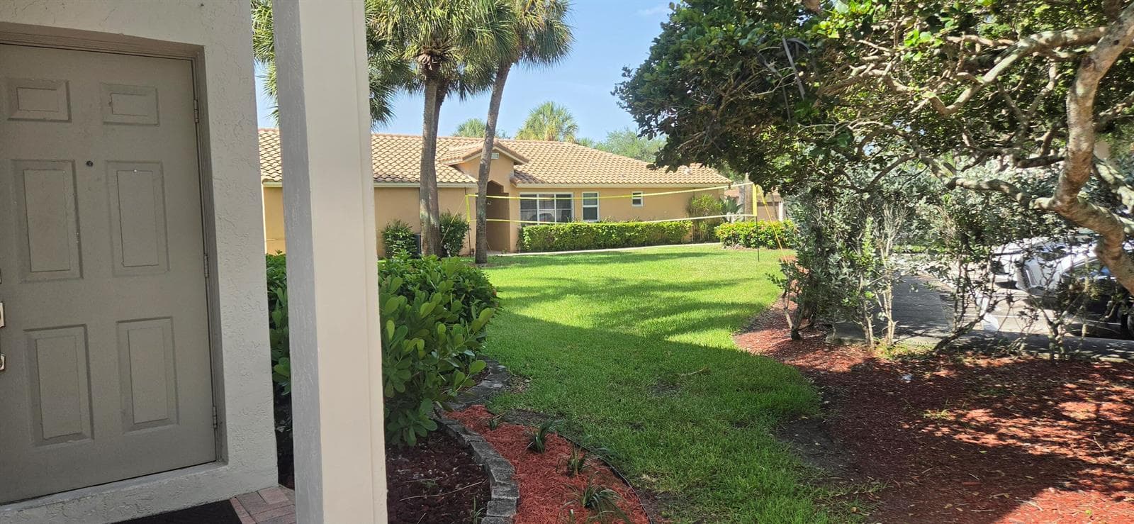 17021 NW 10TH Street, Pembroke Pines, FL 33028 — zdjęcie 3