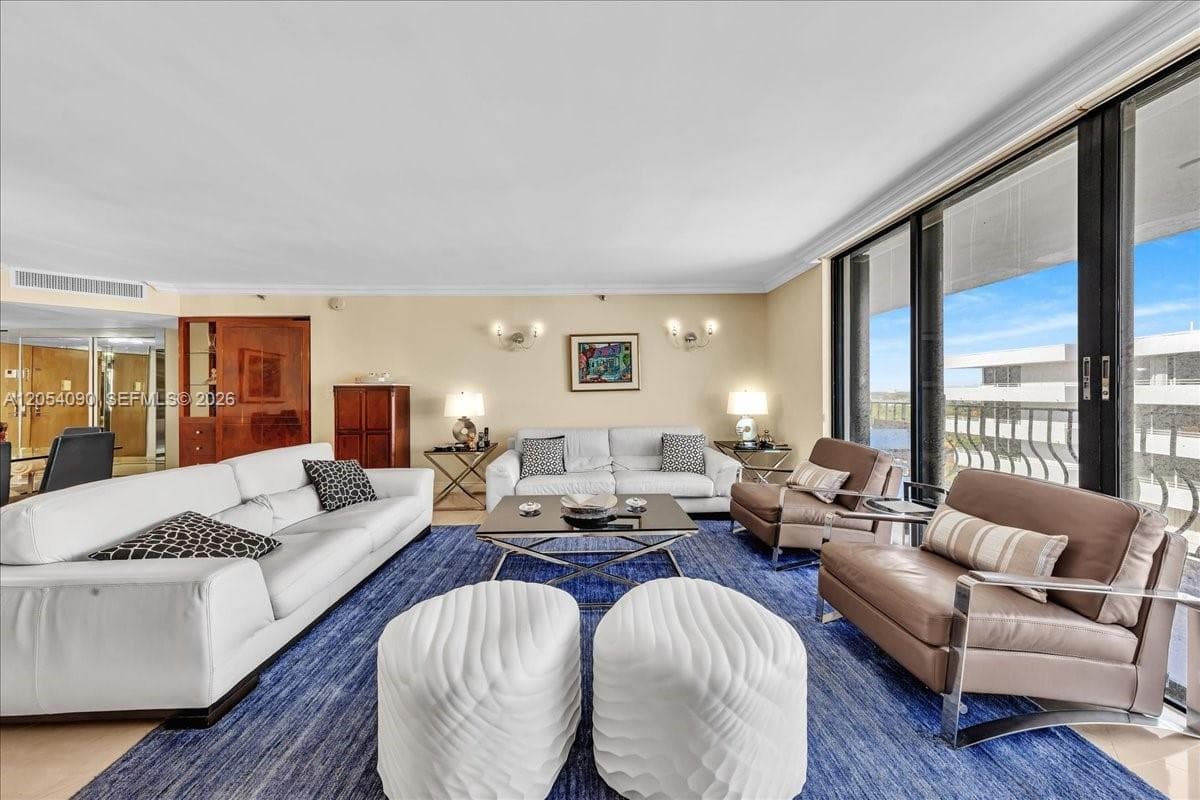 8877 Collins Ave # PH-2, Surfside, FL 33154 — zdjęcie 4