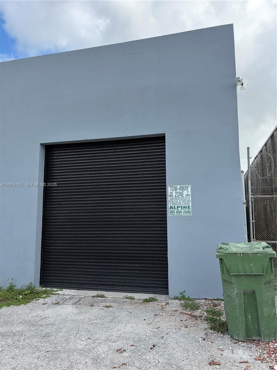 211 W 22nd St, Hialeah, FL 33010 — zdjęcie 3
