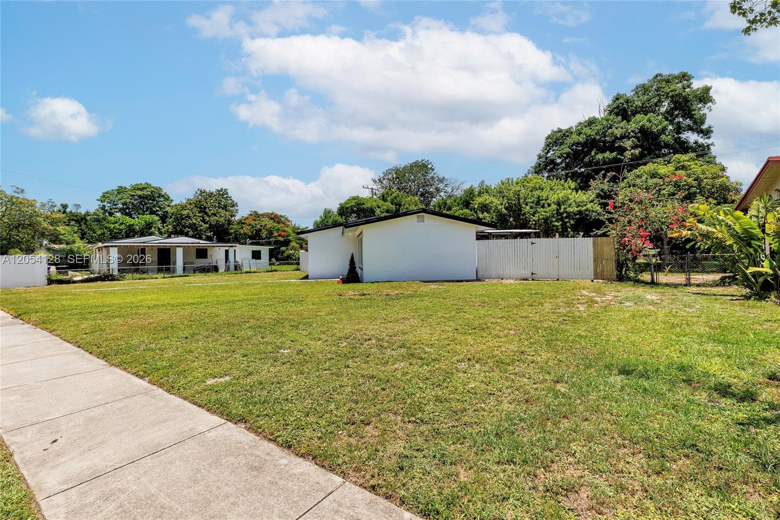 1218 NW 15th St, Fort Lauderdale, FL 33311 — zdjęcie 5
