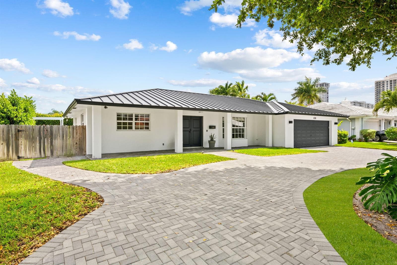 44 FORT ROYAL Isle, Fort Lauderdale, FL 33308 — zdjęcie 3