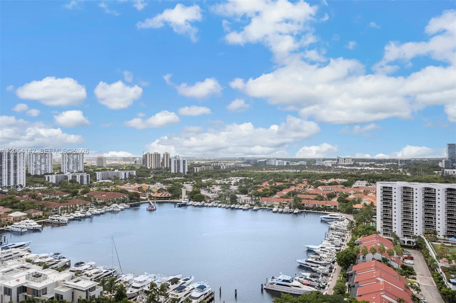 21205 Yacht Club Dr # 2403, Aventura, FL 33180