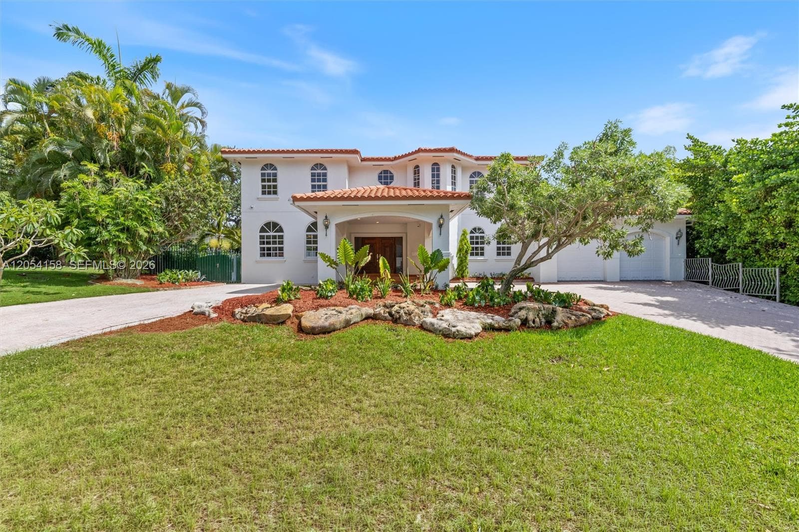 145 W Sunrise Ave, Coral Gables, FL 33133