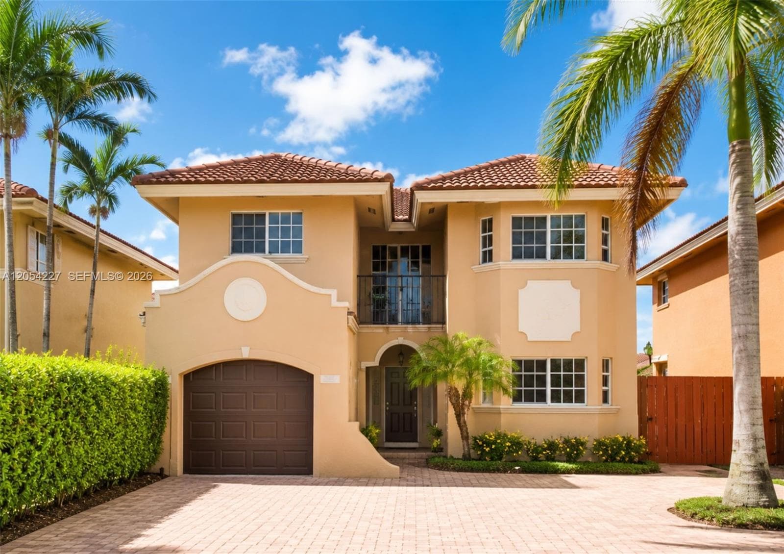15355 SW 39th Ln, Miami, FL 33185