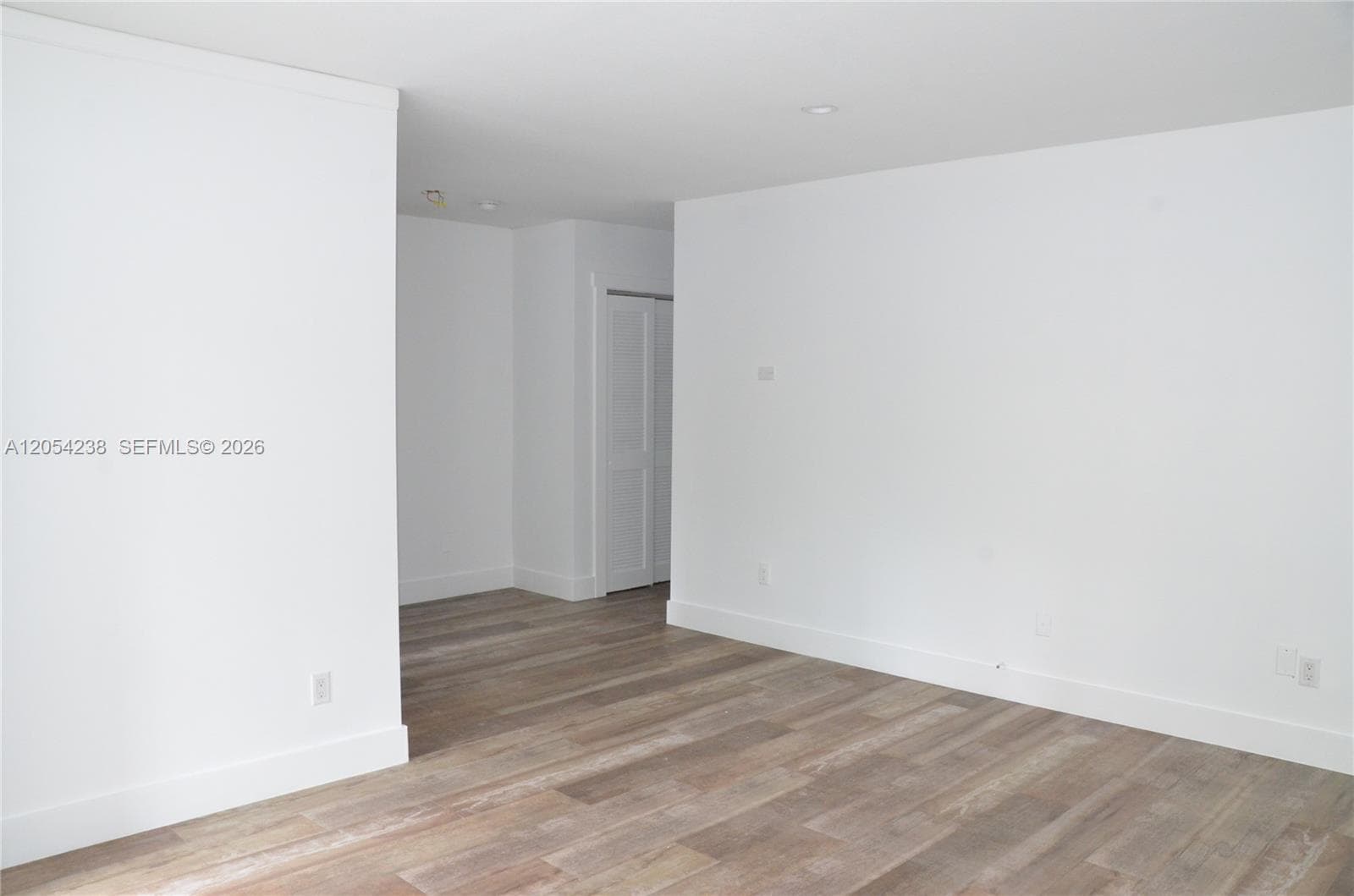 35 Edgewater Dr # 104, Coral Gables, FL 33133 — zdjęcie 5