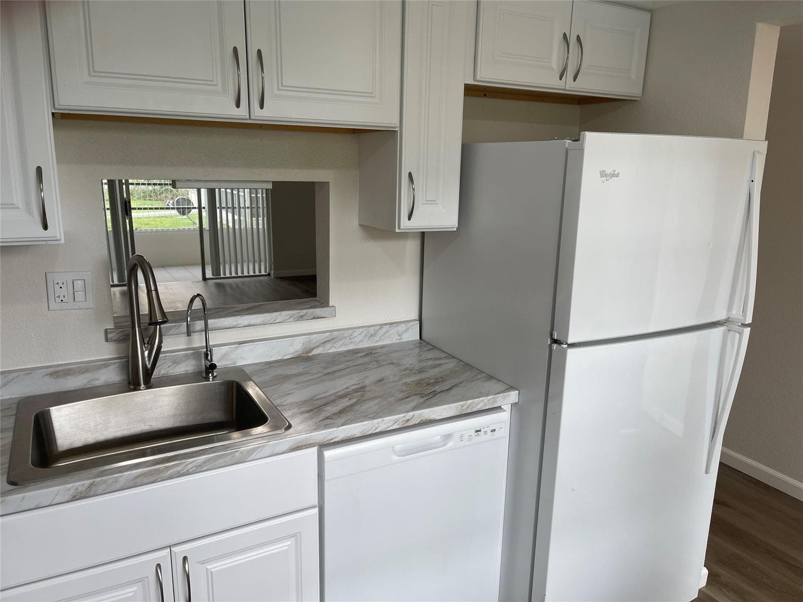 3099 NW 48TH Avenue # 157, Lauderdale Lakes, FL 33313 — zdjęcie 4