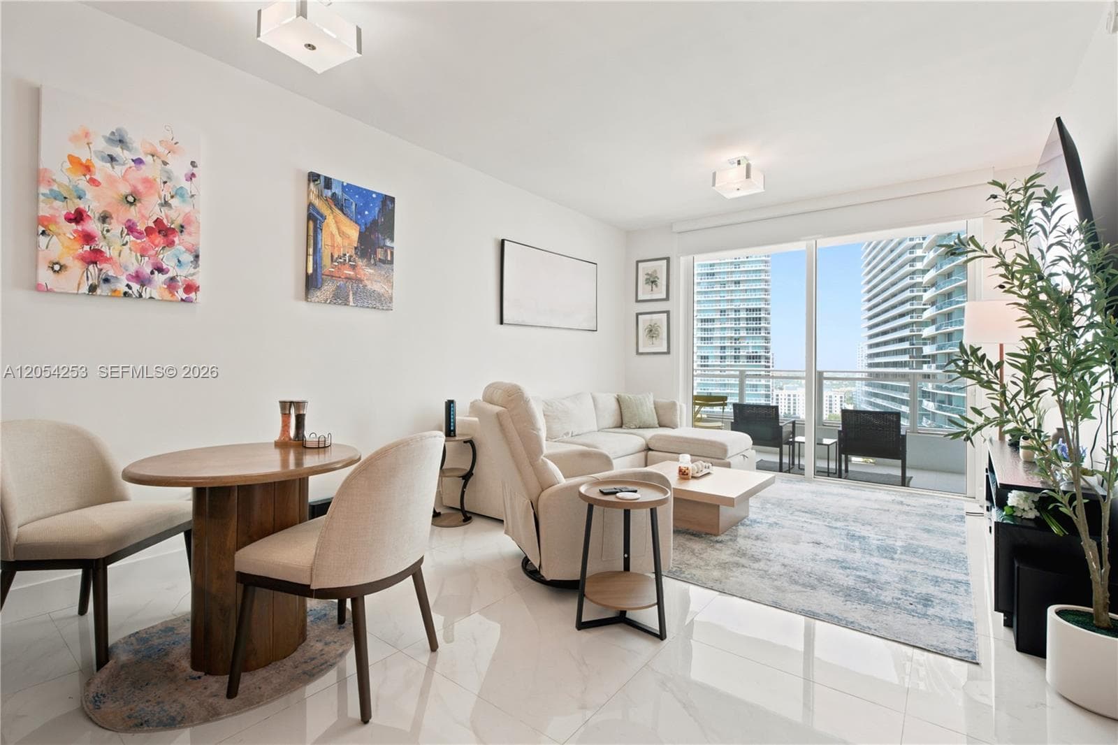 1080 Brickell Ave # 1607, Miami, FL 33131 — zdjęcie 2