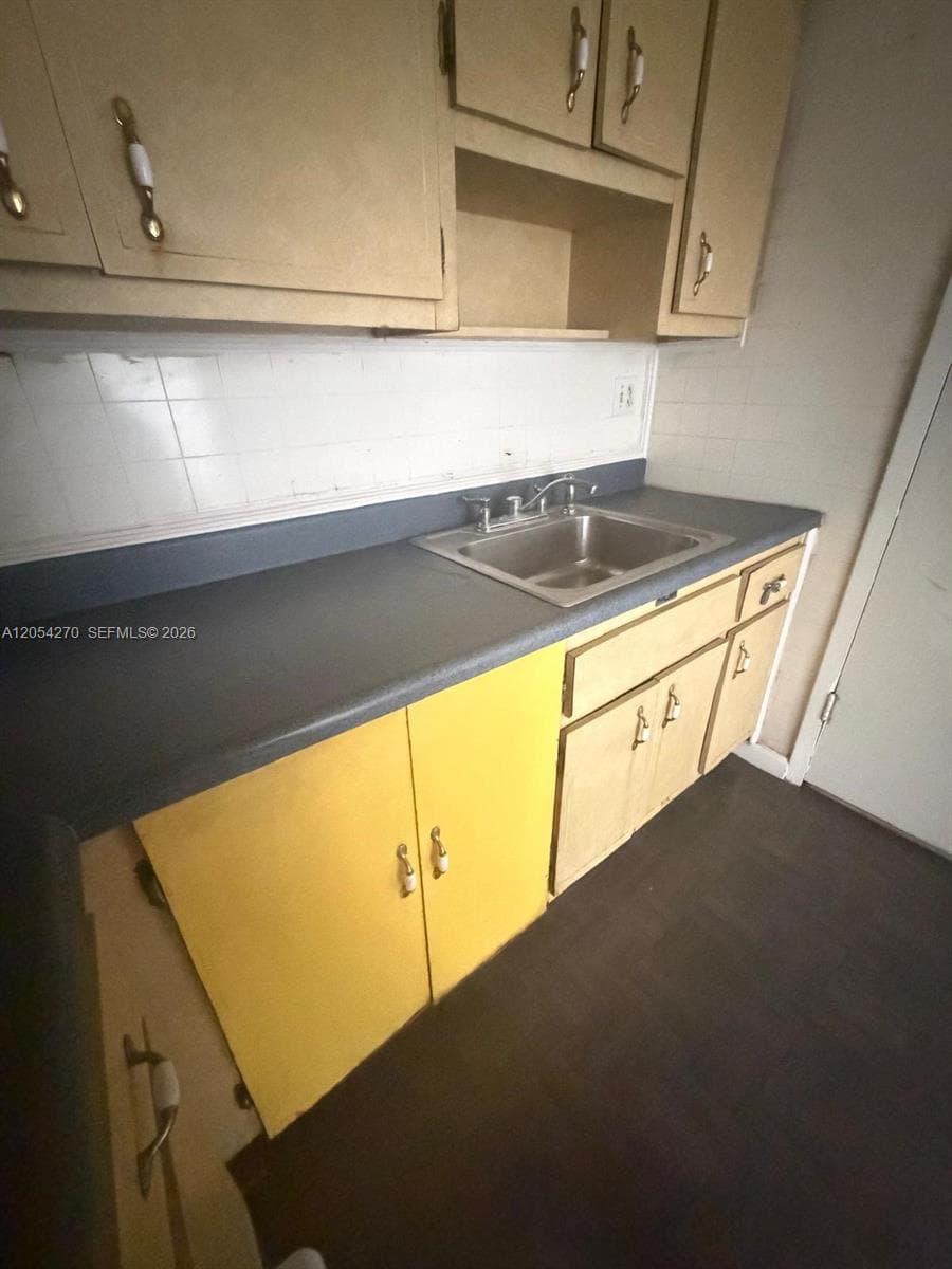 12500 NE 15th Ave # 402, North Miami, FL 33161 — zdjęcie 5