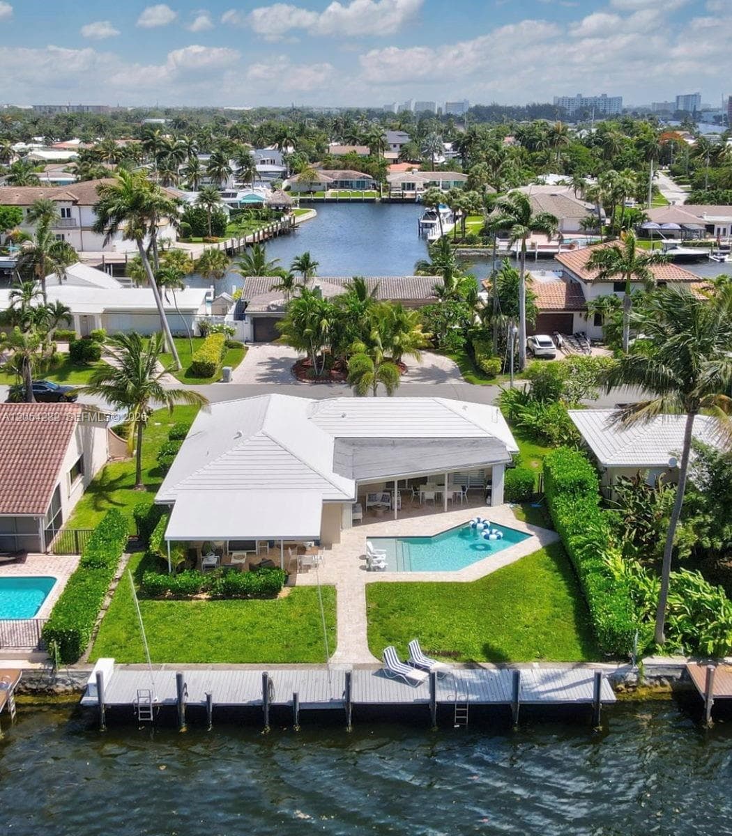 2762 NE 3rd St, Pompano Beach, FL 33062 — zdjęcie 2