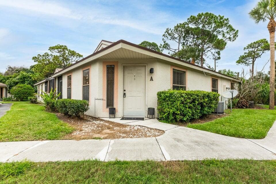 2826 Stoneway Lane # A, Fort Pierce, FL 34982