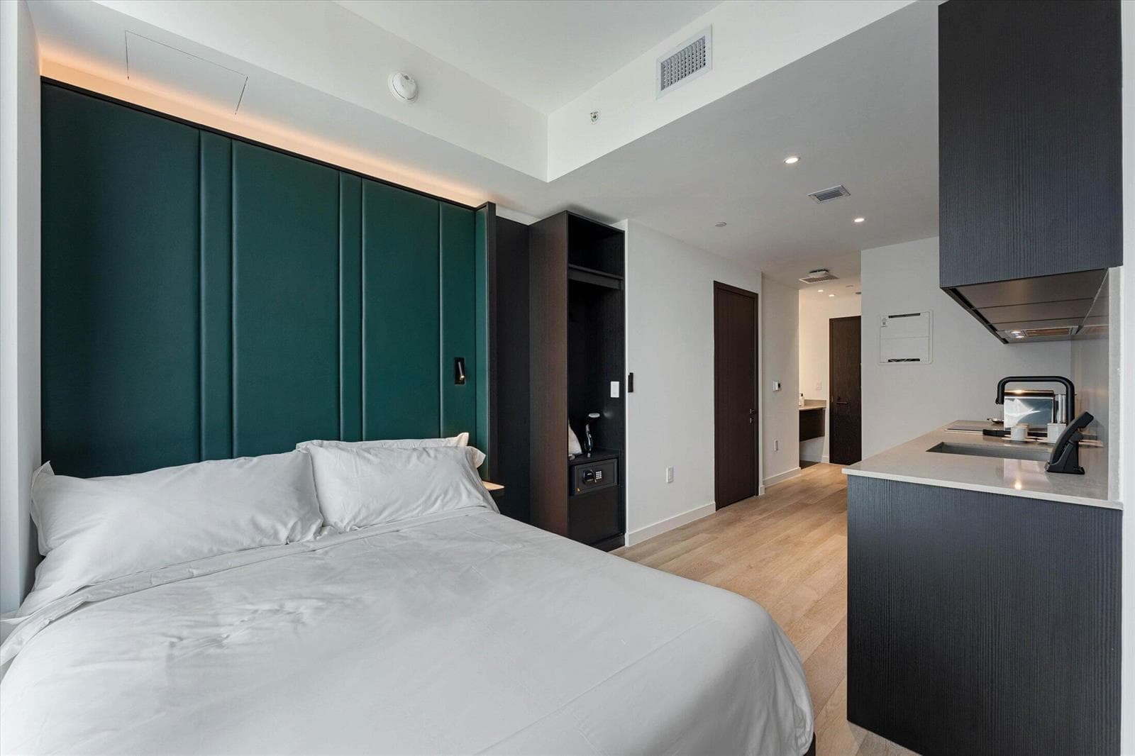 20 NE 11th Street # EXPH06A, Miami, FL 33132 — zdjęcie 4