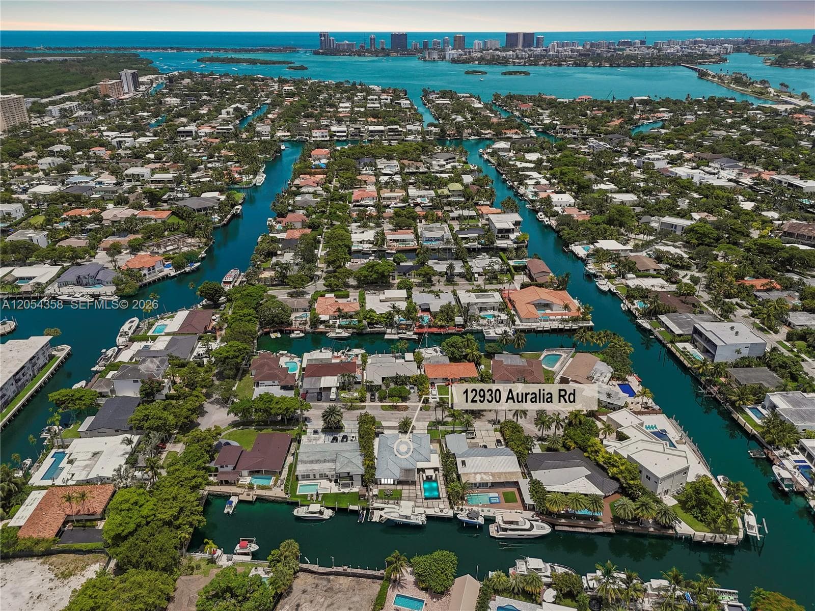 12930 Auralia Rd, North Miami, FL 33181 — zdjęcie 2