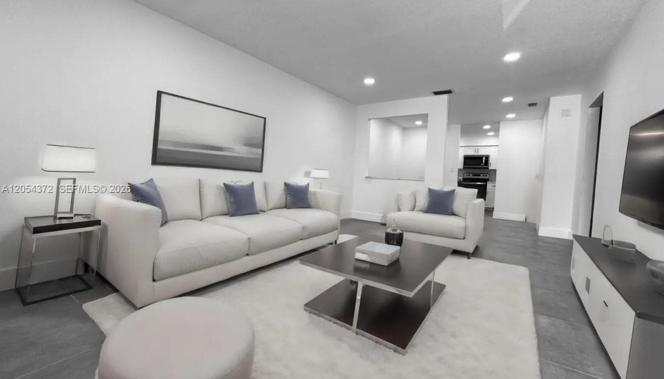 1470 NW 22nd Ct # 2, Fort Lauderdale, FL 33311 — zdjęcie 2