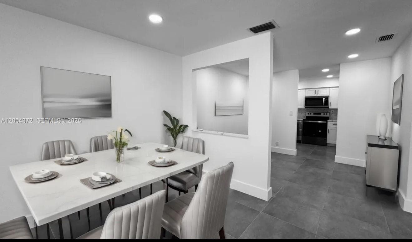 1470 NW 22nd Ct # 2, Fort Lauderdale, FL 33311 — zdjęcie 4