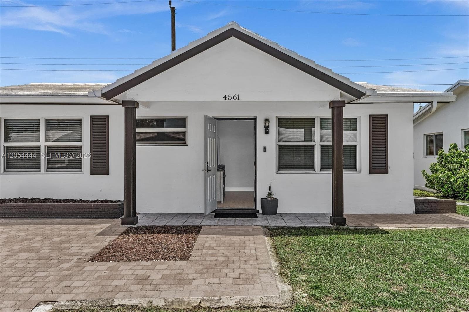 4561 NW 16th Ter, Tamarac, FL 33309 — zdjęcie 2