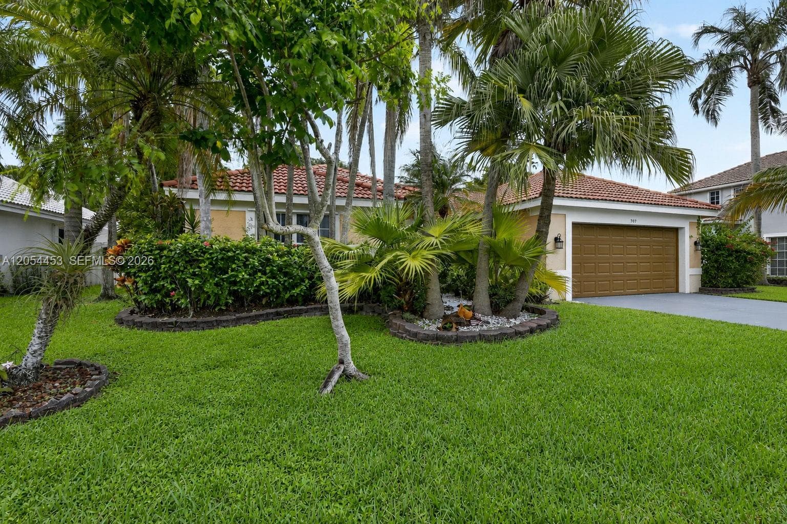 709 NW 177th Ave, Pembroke Pines, FL 33029 — zdjęcie 2