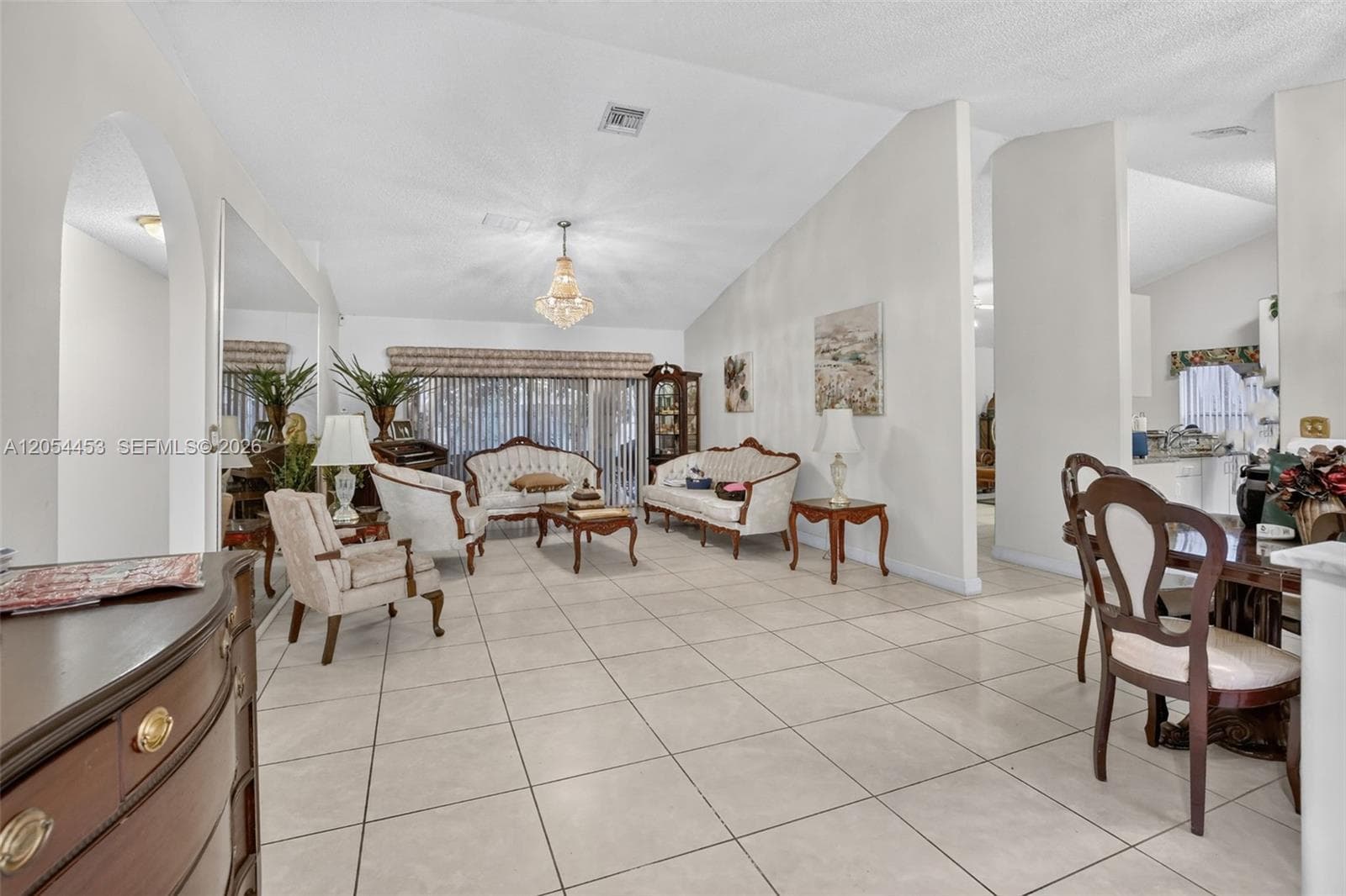 709 NW 177th Ave, Pembroke Pines, FL 33029 — zdjęcie 4