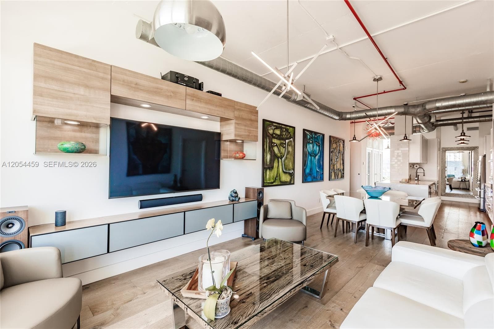 Uptown Marina Lofts