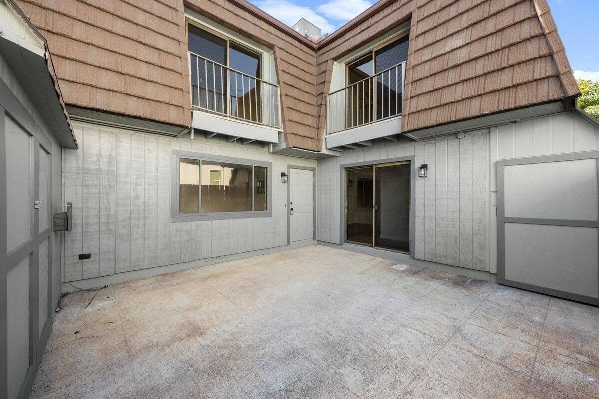 1980 NE Dixie Highway, Jensen Beach, FL 34957 — zdjęcie 2