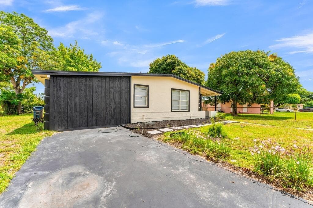 3411 NW 5th Court, Lauderhill, FL 33311 — zdjęcie 2