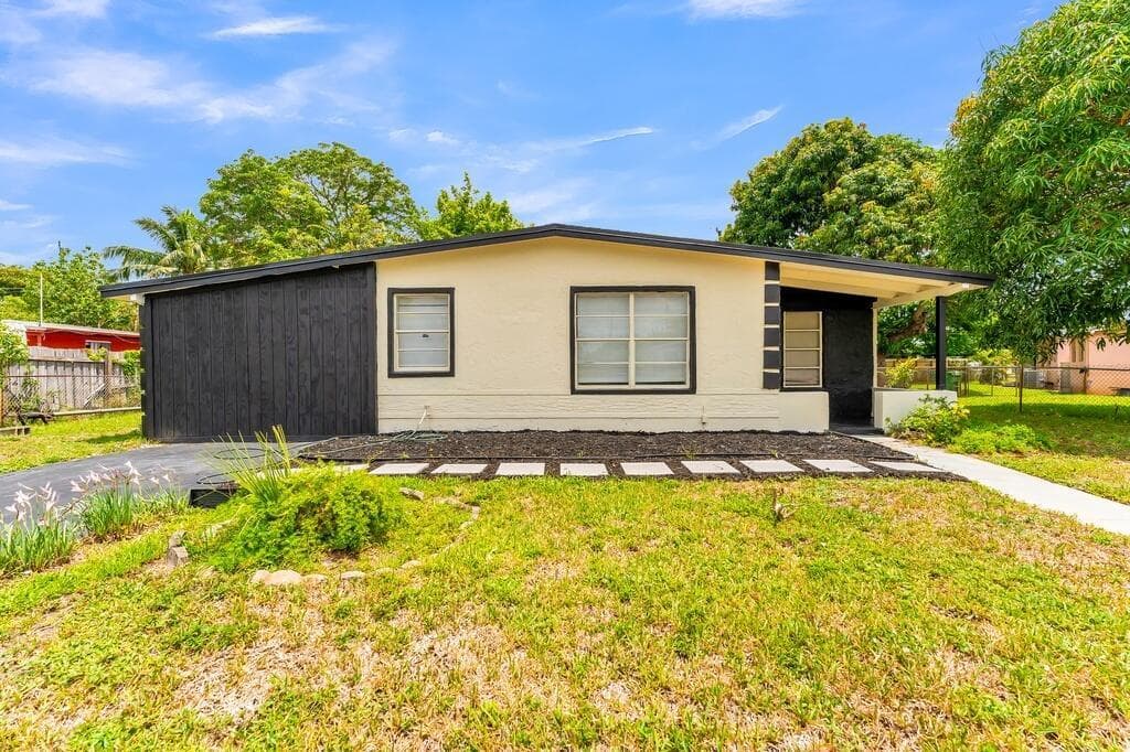 3411 NW 5th Court, Lauderhill, FL 33311