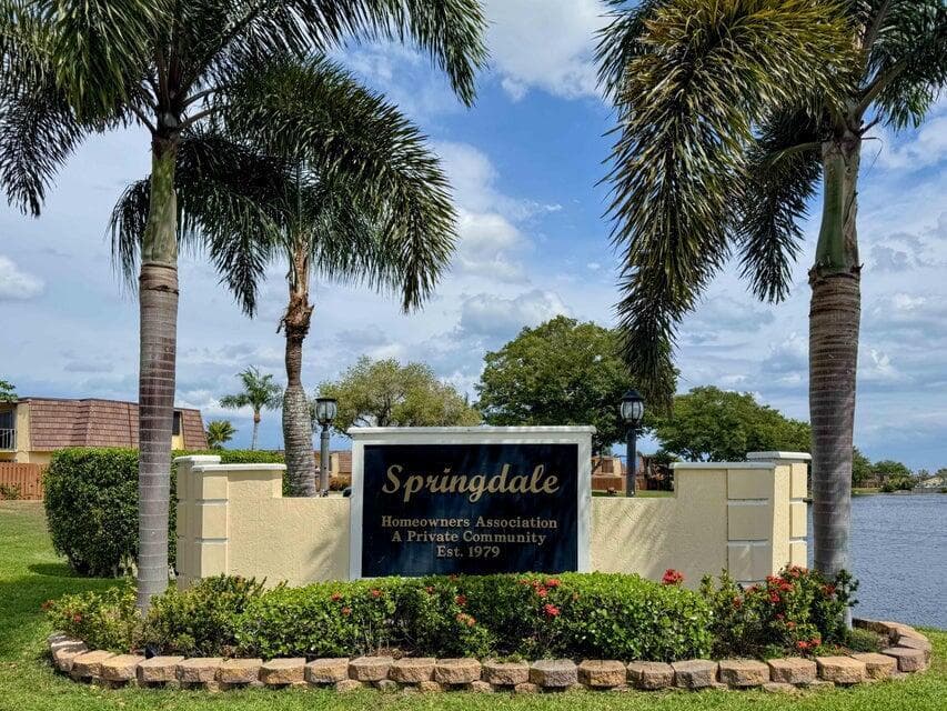 22 Springdale Circle, Palm Springs, FL 33461 — zdjęcie 4
