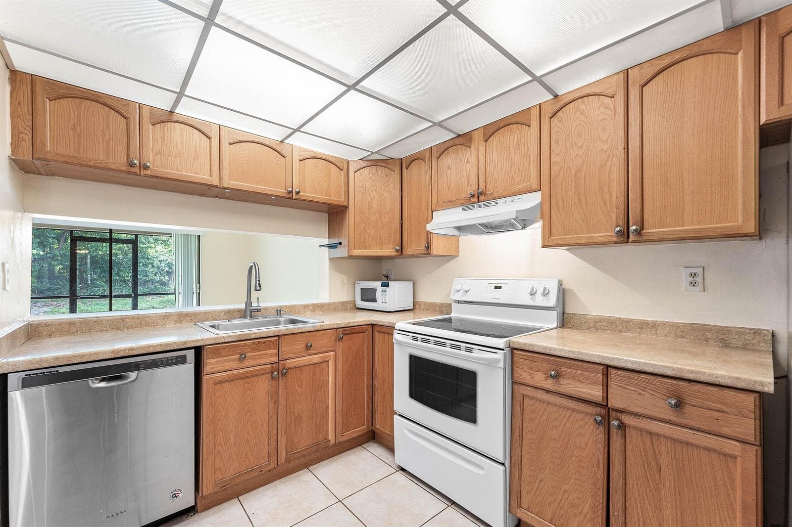 9050 NW 28TH Street # 112, Coral Springs, FL 33065 — zdjęcie 3