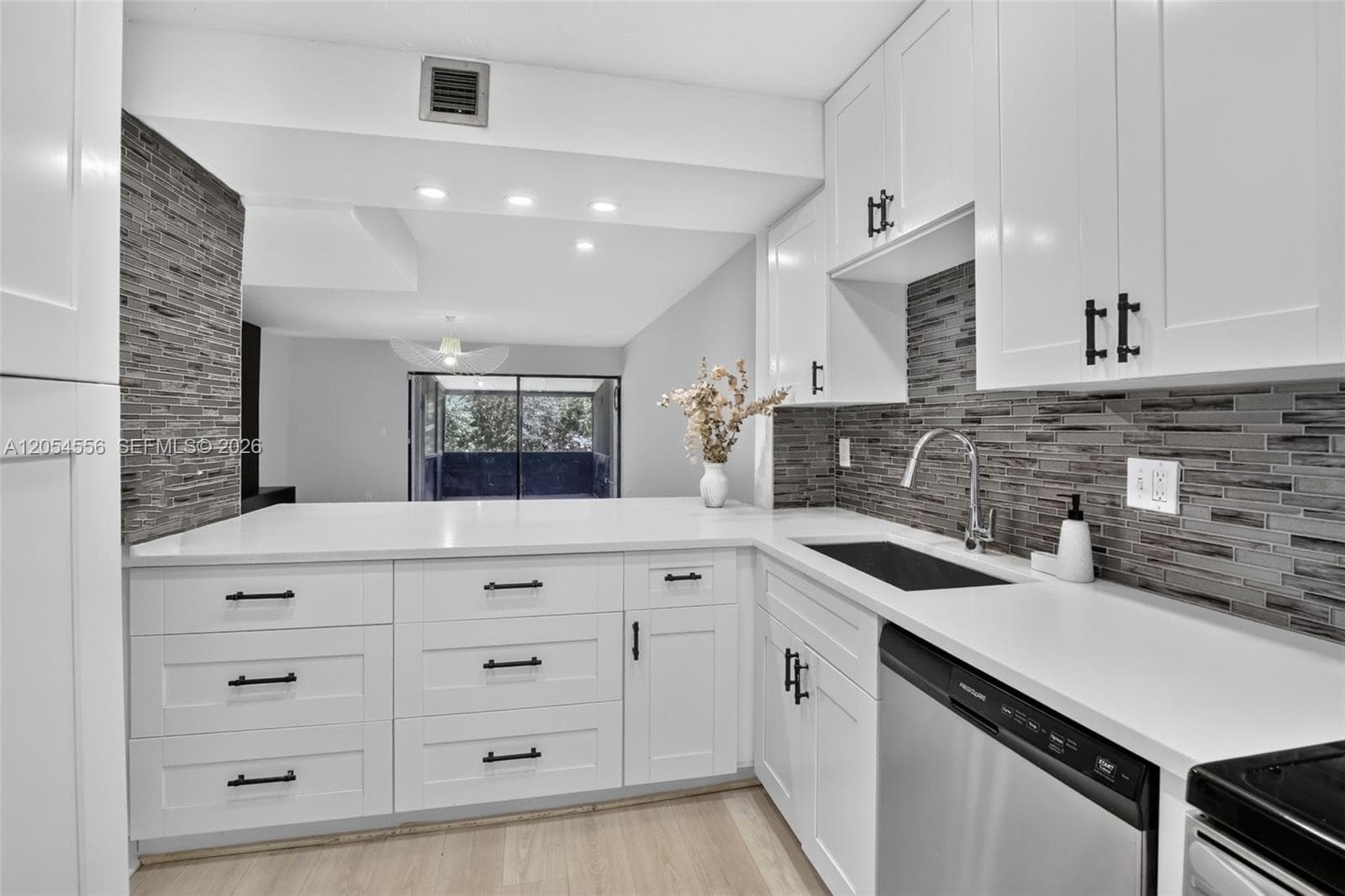 4070 Sierra Ter, Sunrise, FL 33351 — zdjęcie 5