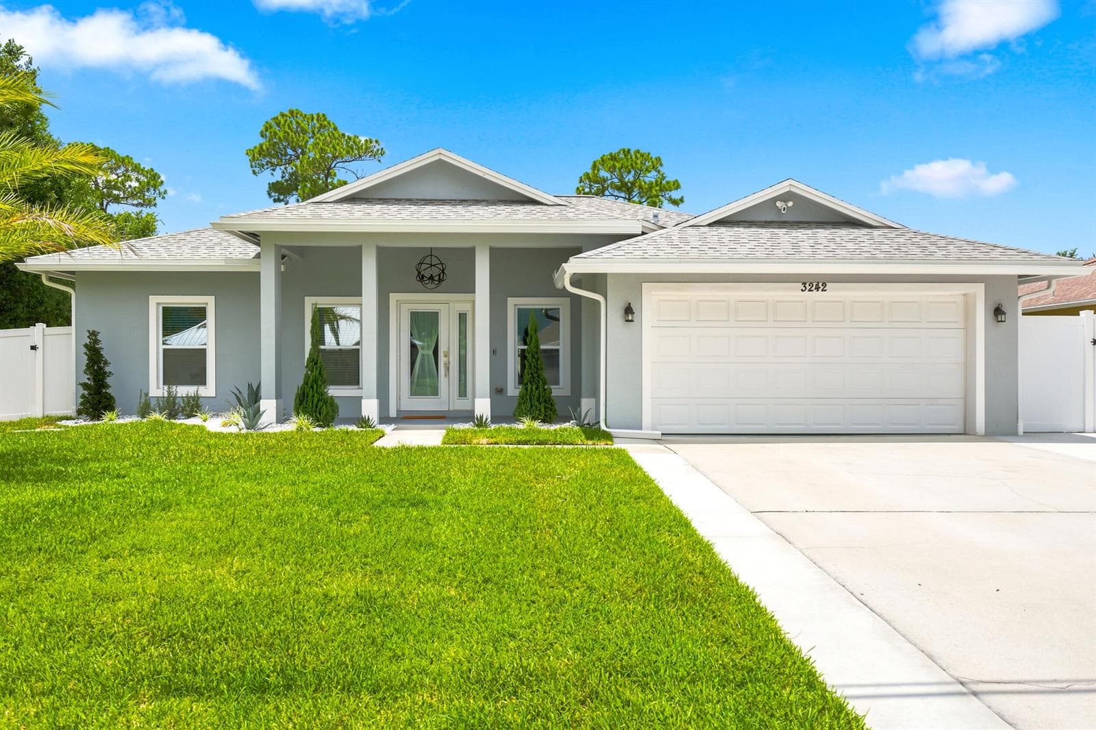 3242 SW ESCAROLE Street, Port St. Lucie, FL 34953 — zdjęcie 2