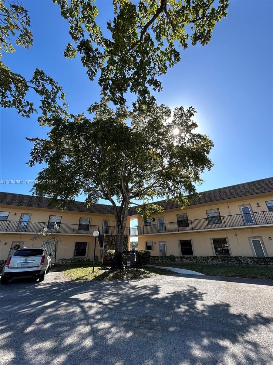 200 Berkley Rd # 213, Hollywood, FL 33024 — zdjęcie 4
