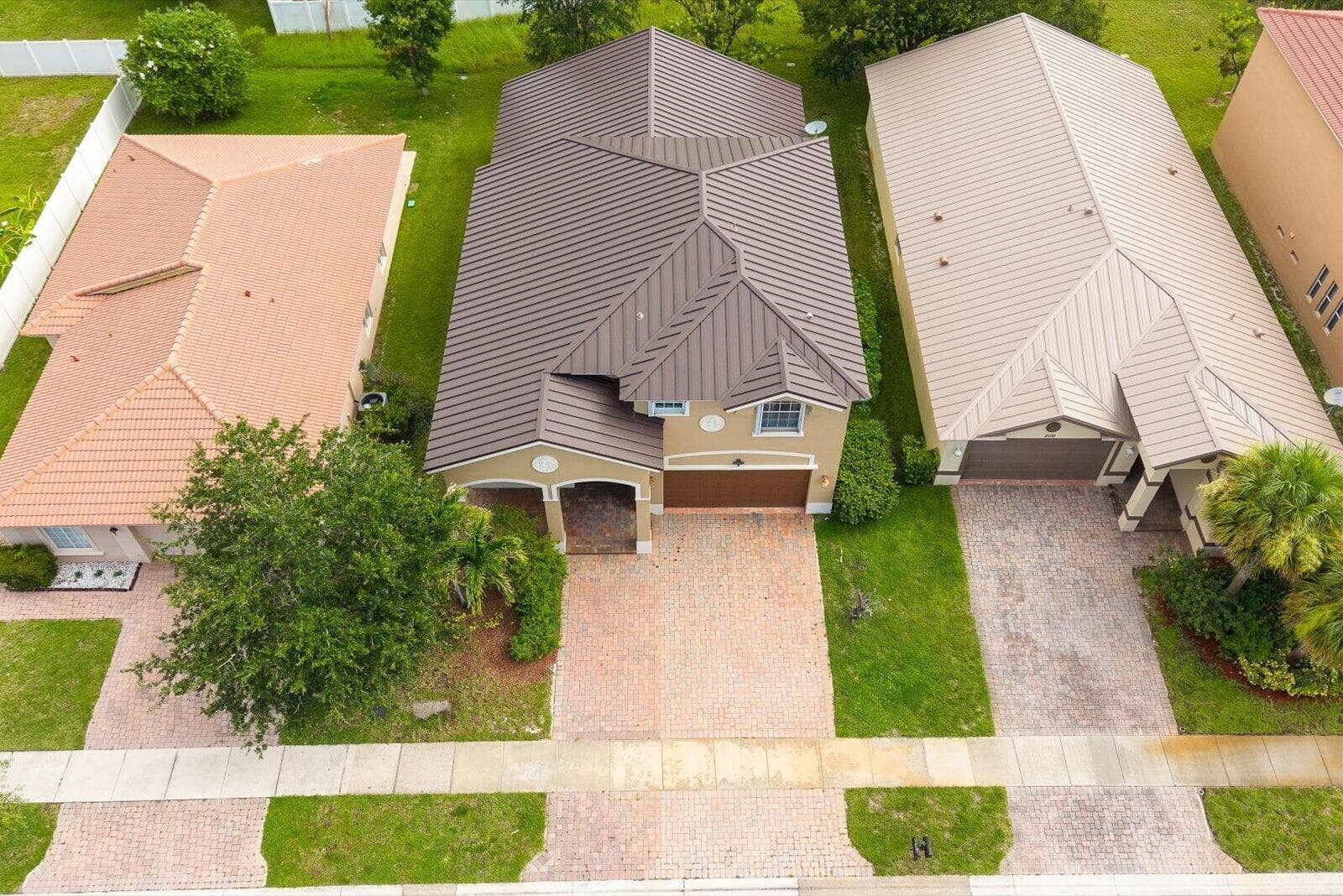 2166 SW NEWPORT ISLES Boulevard, Port St. Lucie, FL 34953 — zdjęcie 5