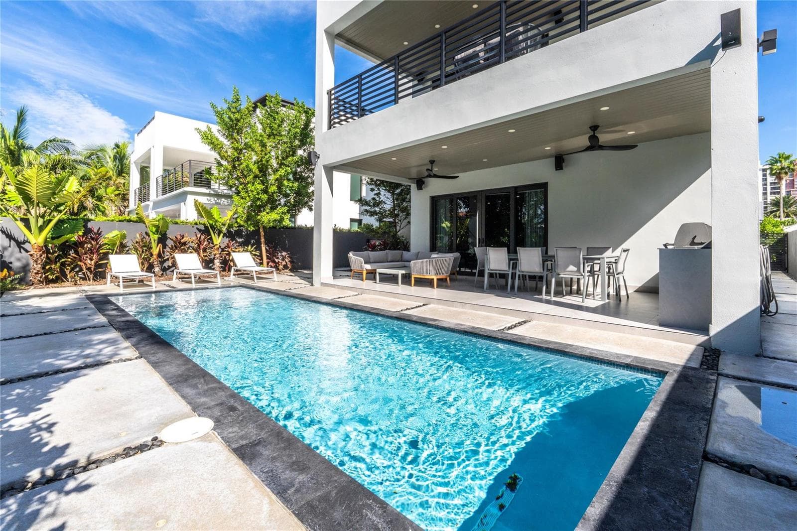 3320 NE 17TH Street, Fort Lauderdale, FL 33305 — zdjęcie 4