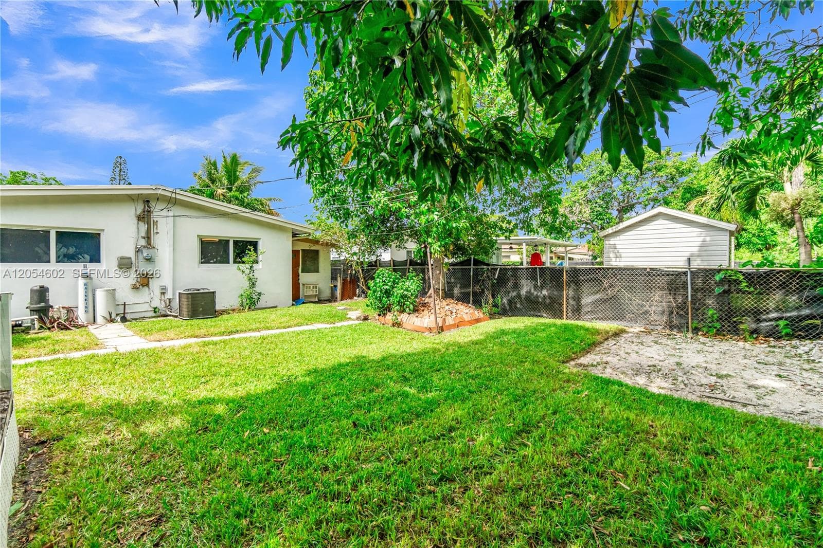 295 NW 122nd St, North Miami, FL 33168 — zdjęcie 4