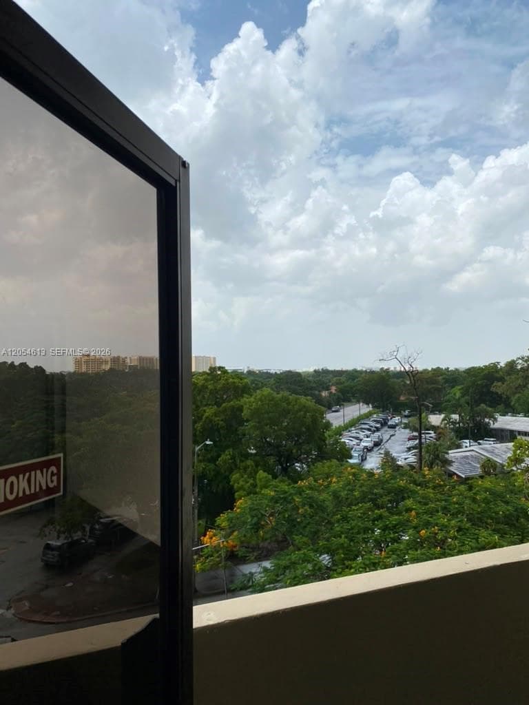 747 Ponce De Leon Blvd # 411, Coral Gables, FL 33134 — zdjęcie 3