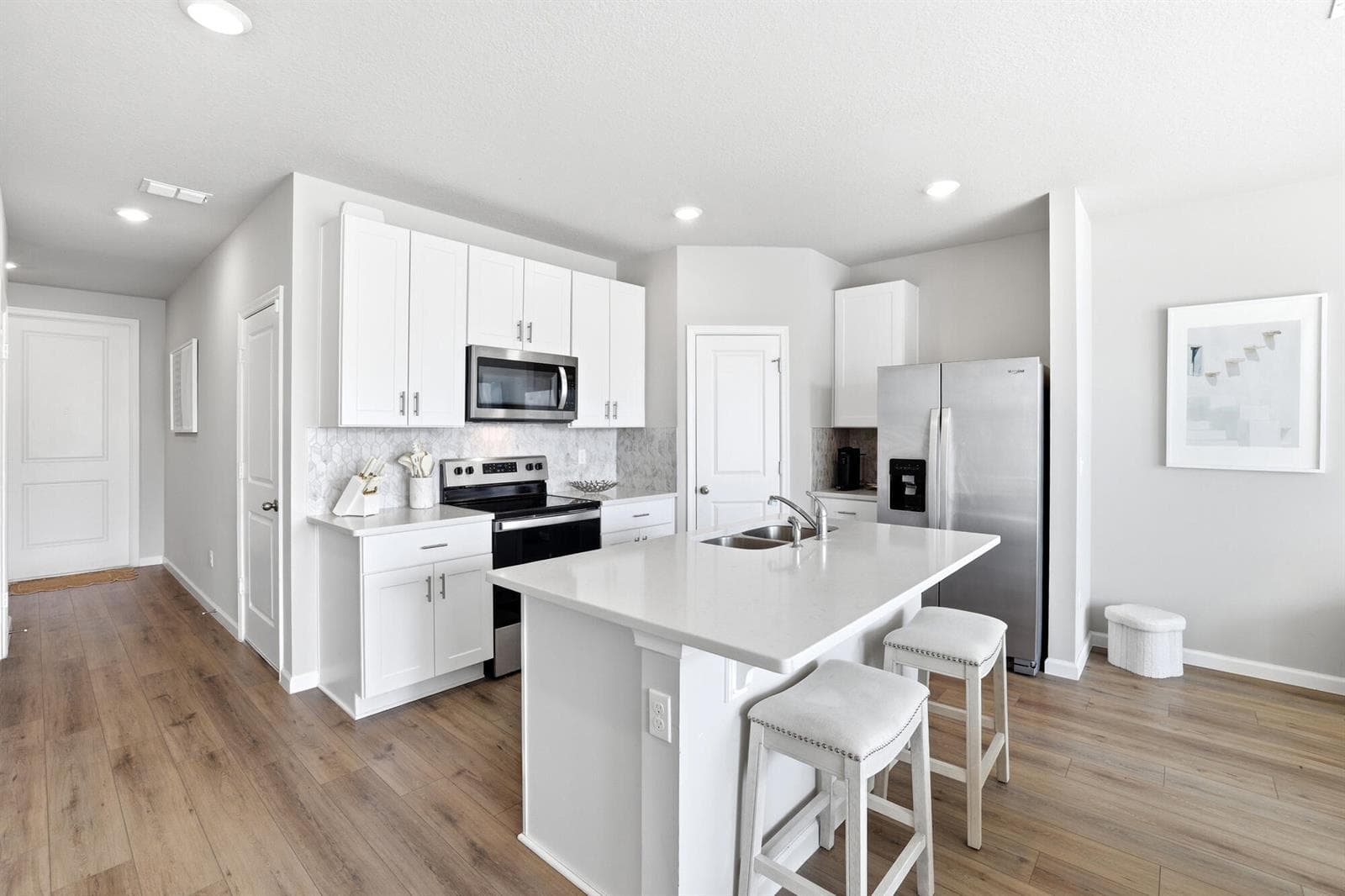 5650 Enclave Drive, Mangonia Park, FL 33407 — zdjęcie 3