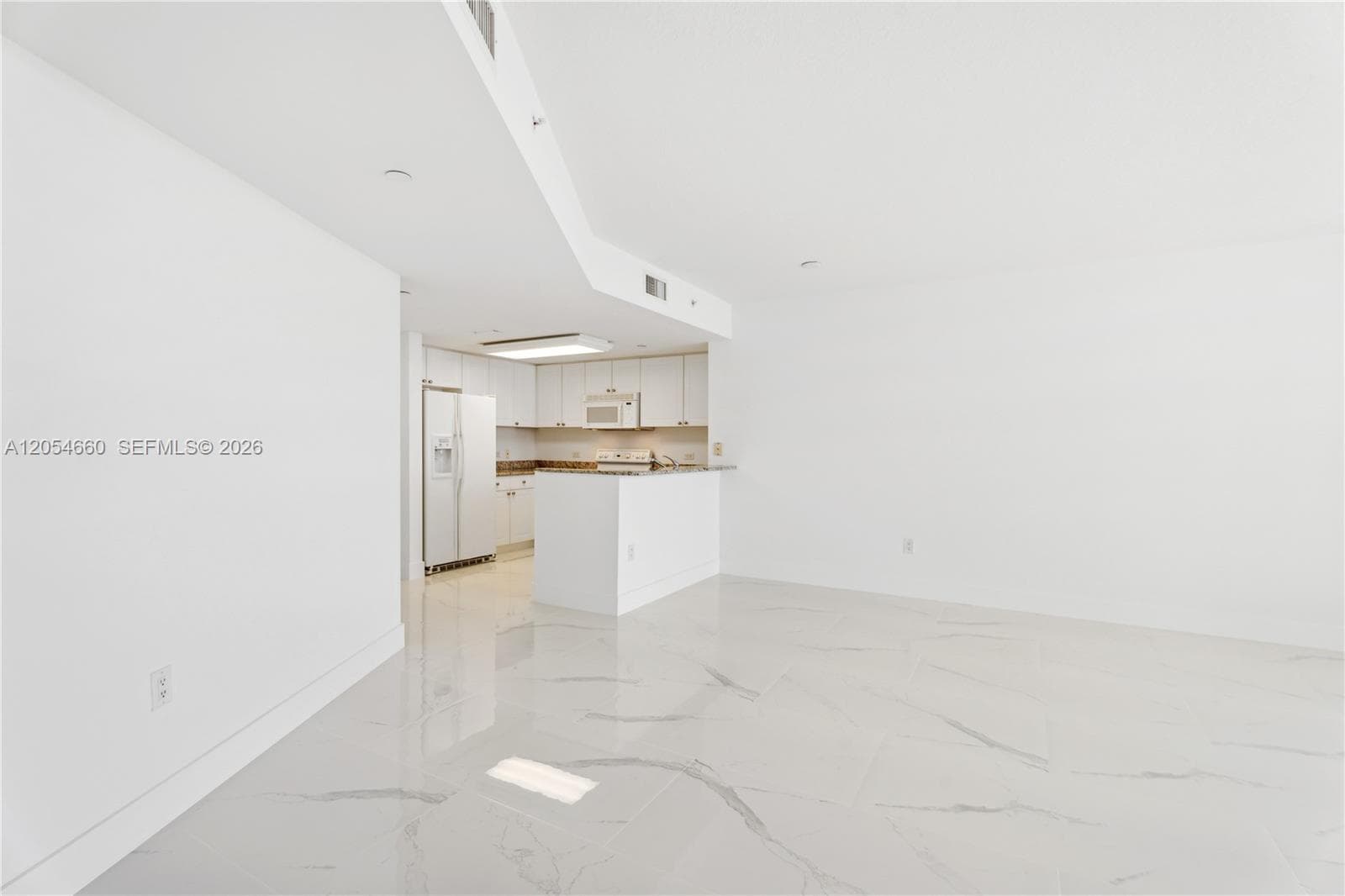 19501 W COUNTRY CLUB DR # 2506, Aventura, FL 33180 — zdjęcie 2