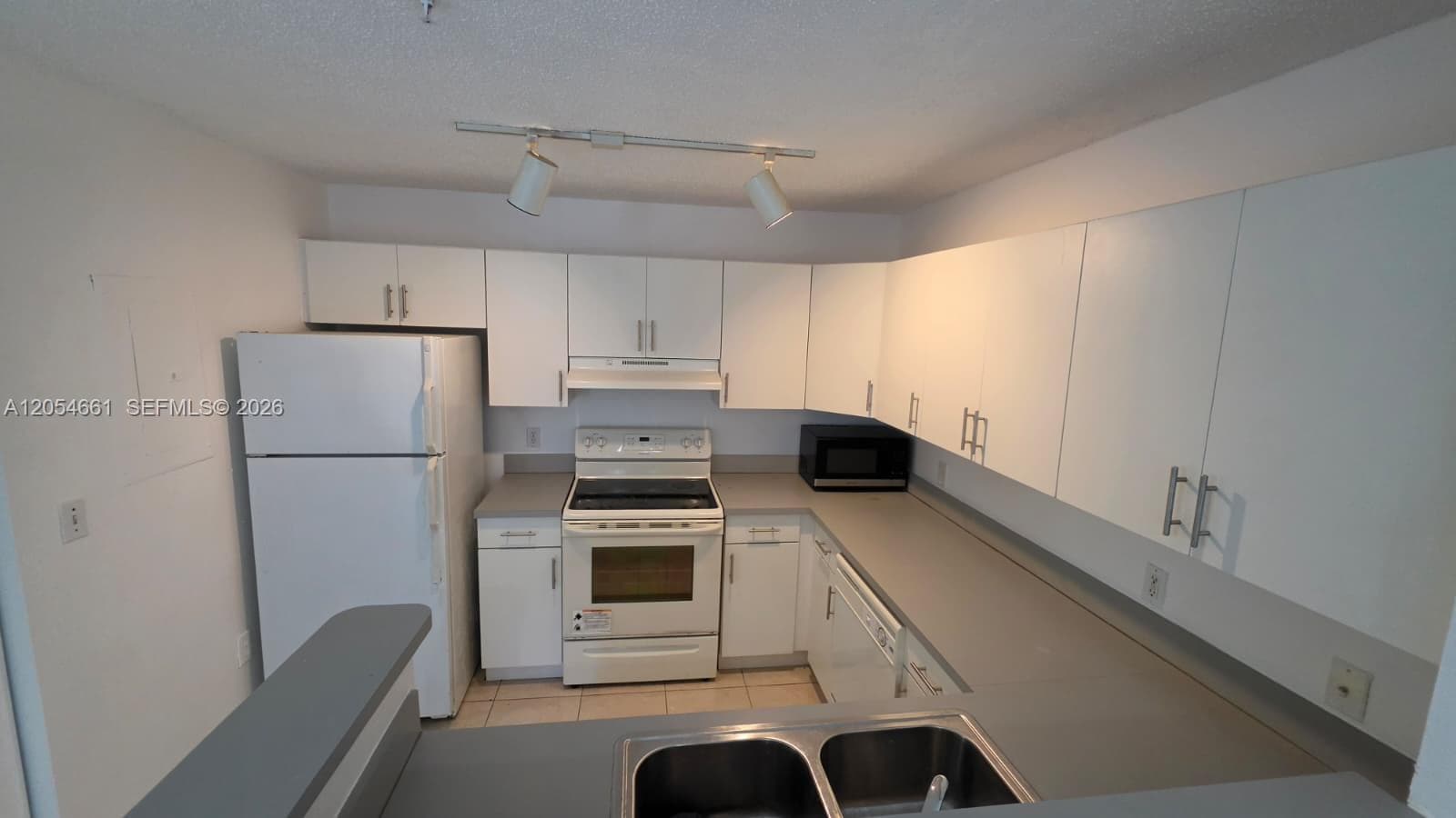 4500 NW 107th Ave # 201-9, Doral, FL 33178 — zdjęcie 5