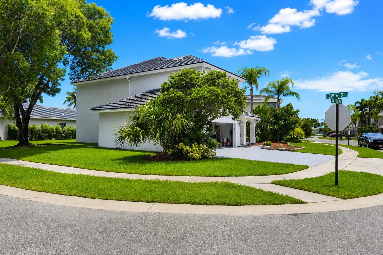 609 SW 167TH Way, Pembroke Pines, FL 33027 — zdjęcie 2