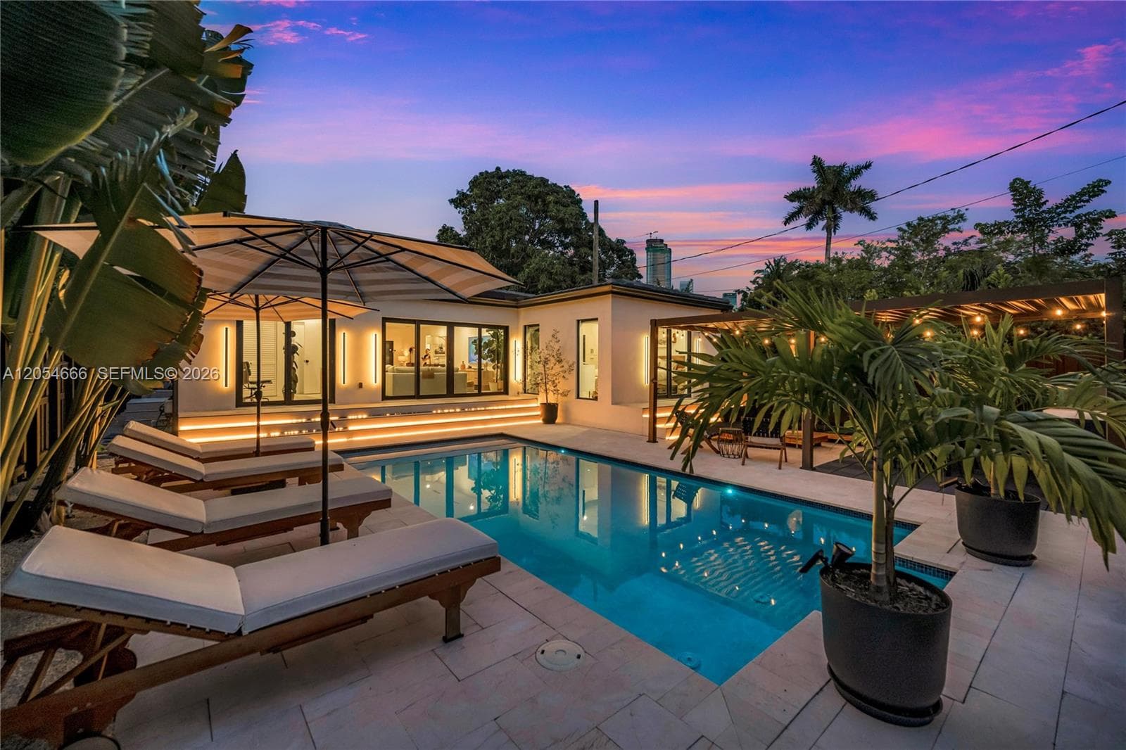 530 SW 18th Ter, Miami, FL 33129 — zdjęcie 2