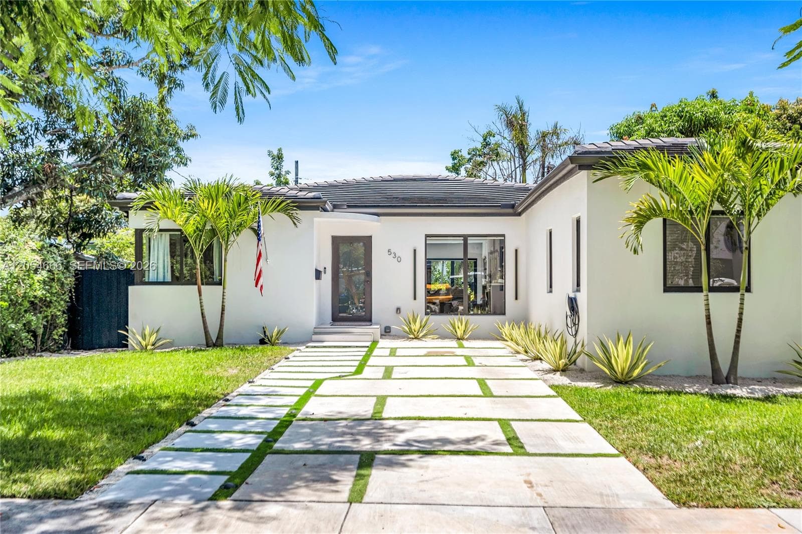 530 SW 18th Ter, Miami, FL 33129