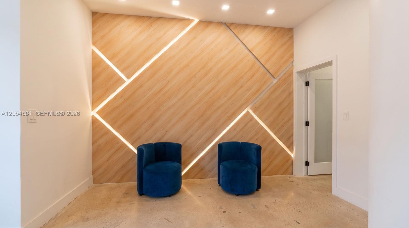 5520-5522 NW 72nd Ave # 5520-5522, Miami, FL 33166 — zdjęcie 4