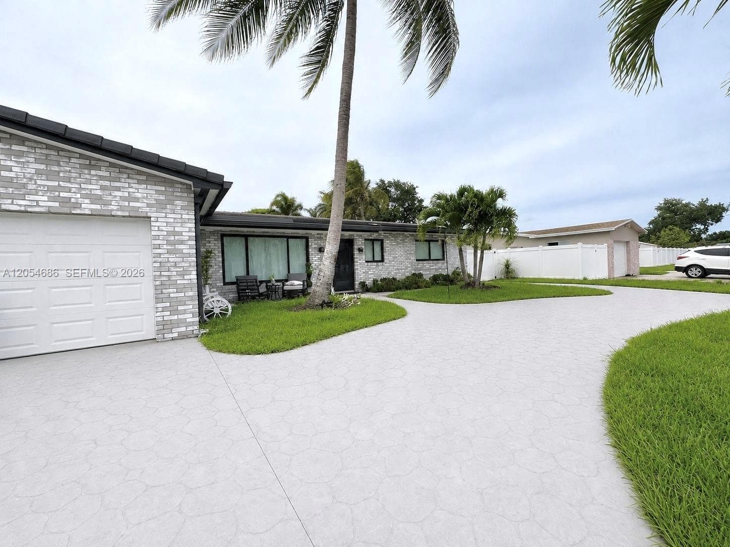 8641 NW 19th St, Pembroke Pines, FL 33024 — zdjęcie 2