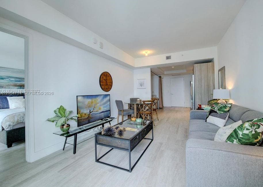 121 NE 34th St # 1603, Miami, FL 33137 — zdjęcie 5