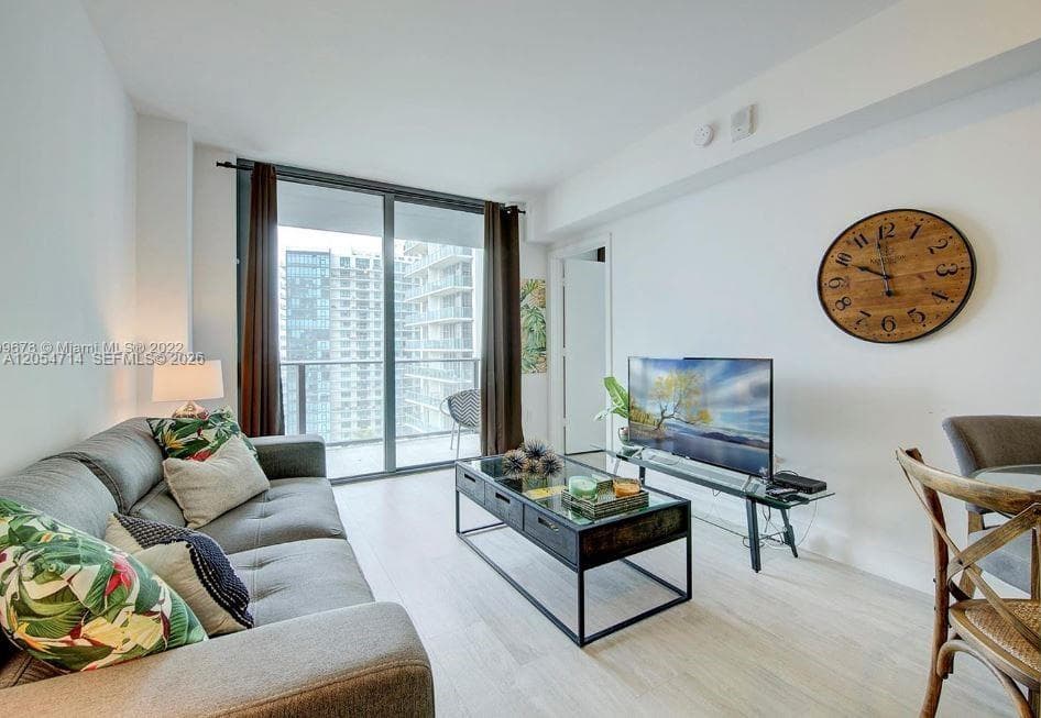 121 NE 34th St # 1603, Miami, FL 33137 — zdjęcie 4