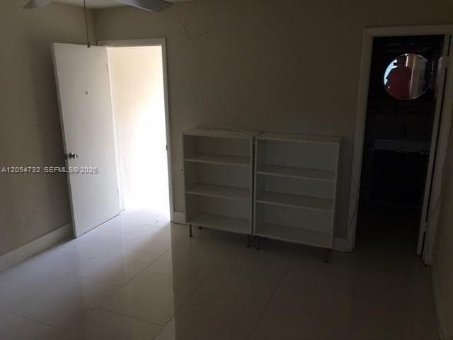 2407 SW 42nd Ave # B, Fort Lauderdale, FL 33317 — zdjęcie 3