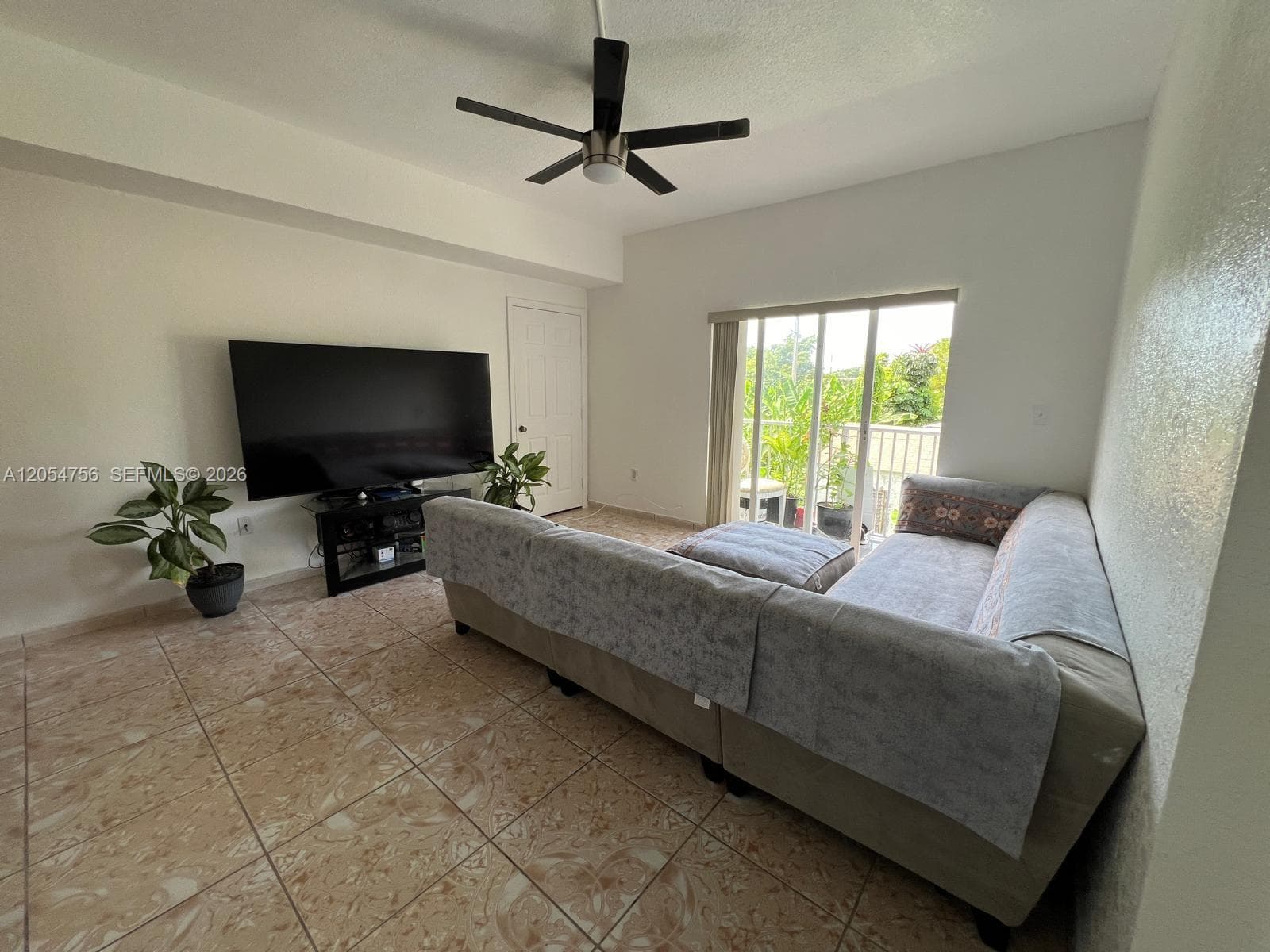 7516 NE 1st Ave # 203, Miami, FL 33138 — zdjęcie 2