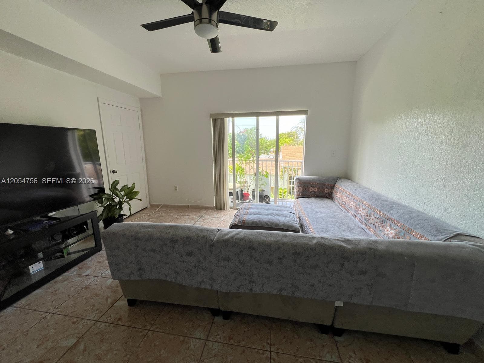 7516 NE 1st Ave # 203, Miami, FL 33138 — zdjęcie 3