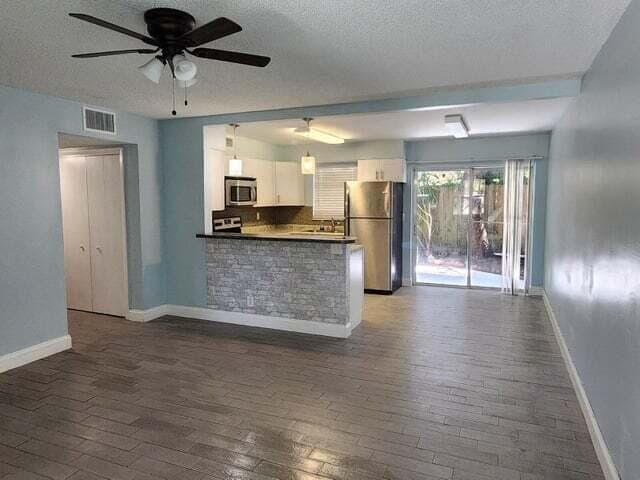 214 SW 1ST Street # I-2, Pompano Beach, FL 33060 — zdjęcie 2